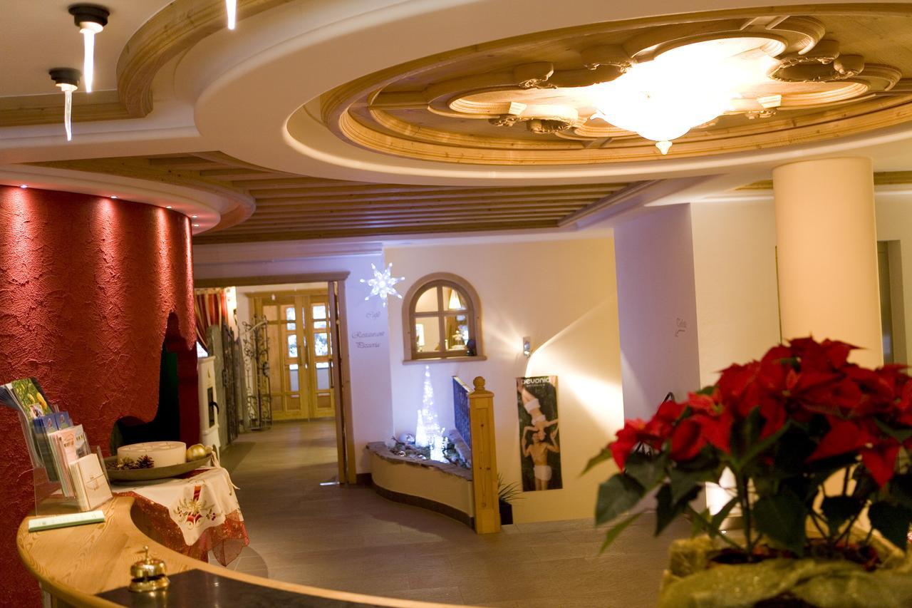 Vidor Resort Pozza di Fassa Buitenkant foto